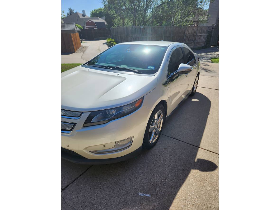 2013 Chevrolet Volt for sale by owner in McKinney