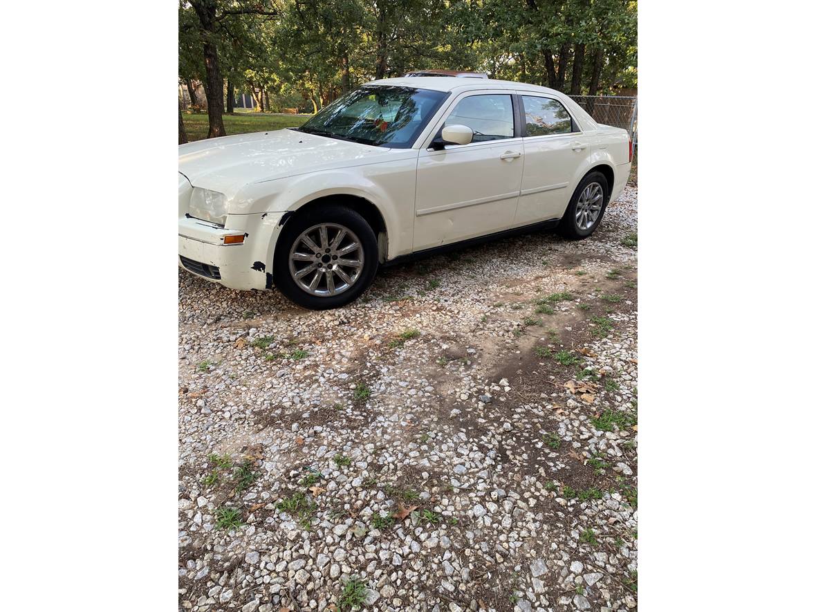 2005 Chrysler 300 for sale by owner in Sand Springs