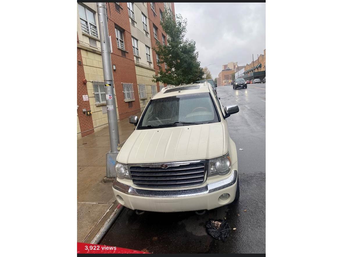 2009 Chrysler Aspen for Sale by Owner in Bronx, NY 10467