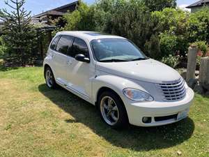 2009 Chrysler PT Cruiser with White Exterior