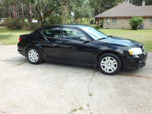 Black 2014 Dodge Avenger