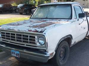 White 1976 Dodge D100