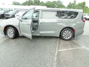 Dodge pacifica for sale by owner in Chiefland FL