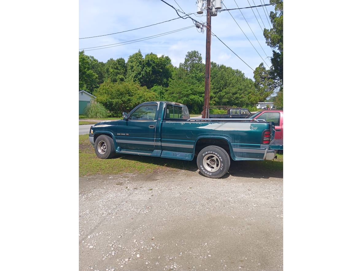 1994 Dodge Ram 1500 for sale by owner in Sneads Ferry