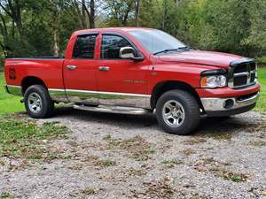 Red 2004 Dodge Ram 1500