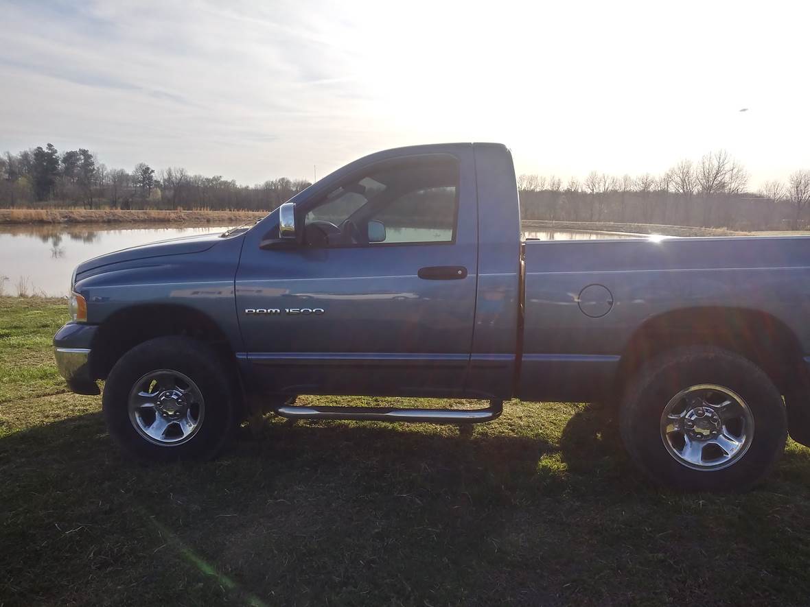 2005 Dodge Ram 1500 for sale by owner in Mayfield
