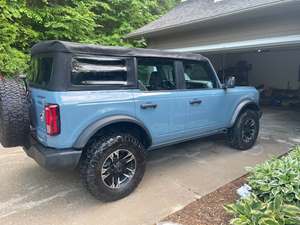 Teal 2022 Ford Bronco