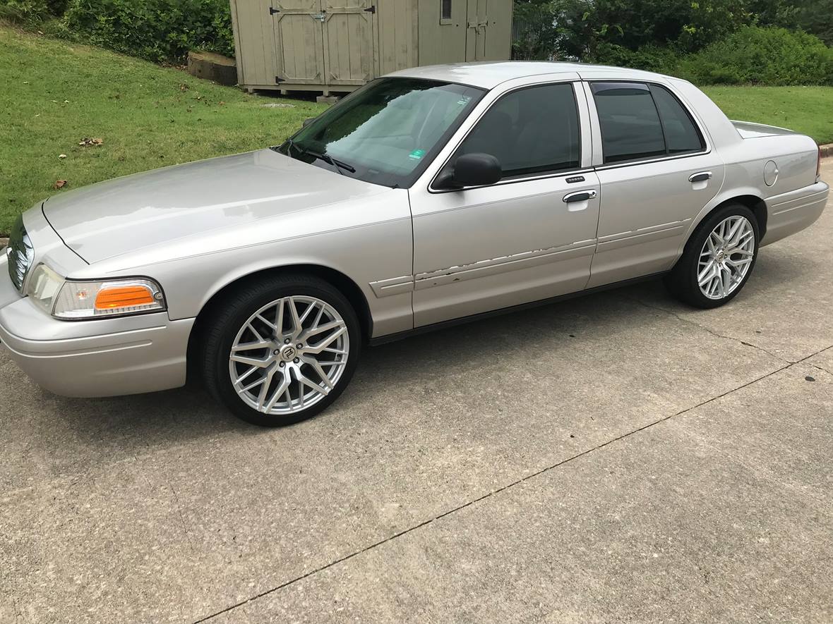 2008 Ford Crown Victoria for sale by owner in Concord