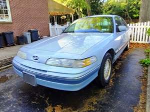 Blue 1992 Ford Crown Victoria LX