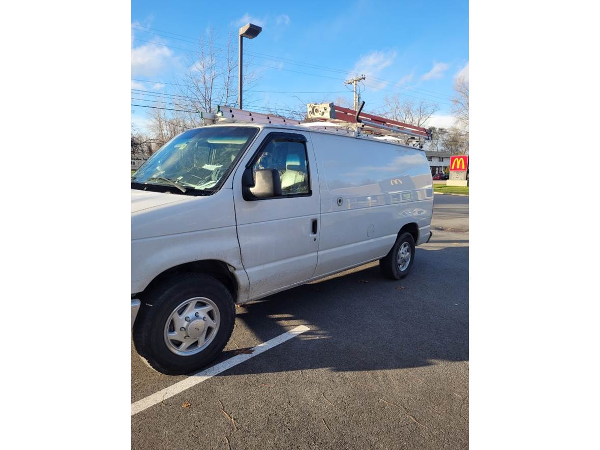 2010 Ford E-250 for sale by owner in Burlington