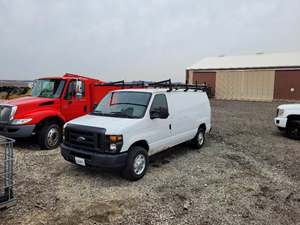 White 2012 Ford E-350