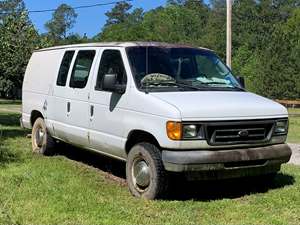 White 2003 Ford Econoline