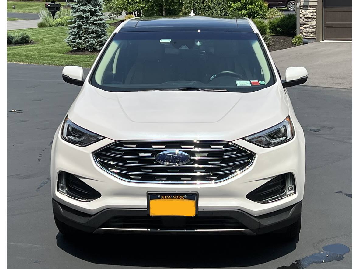 2019 Ford Edge for sale by owner in Fayetteville