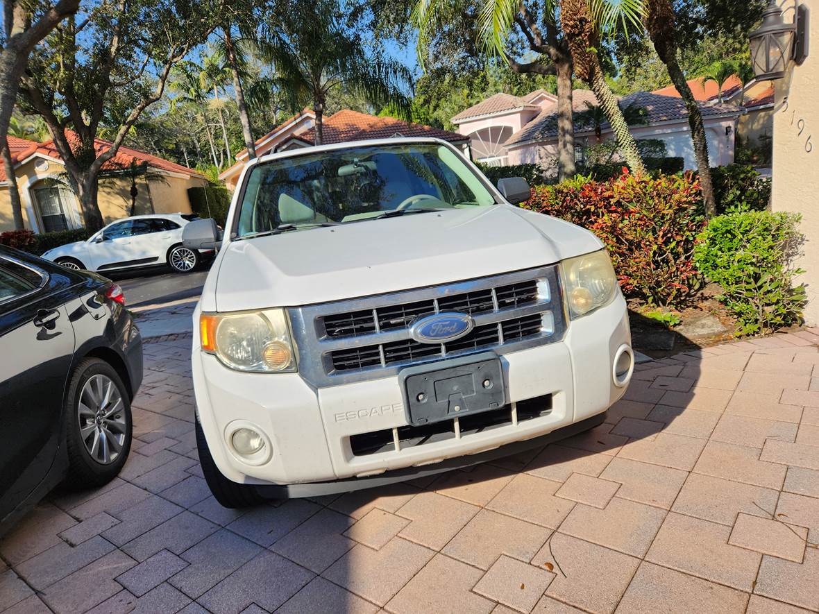 2008 Ford Escape Hybrid for sale by owner in Boynton Beach