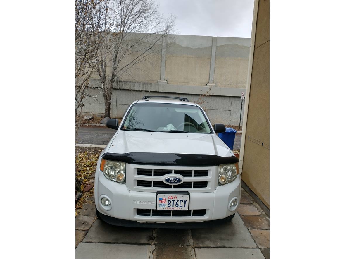 2010 Ford Escape Hybrid for sale by owner in Salt Lake City