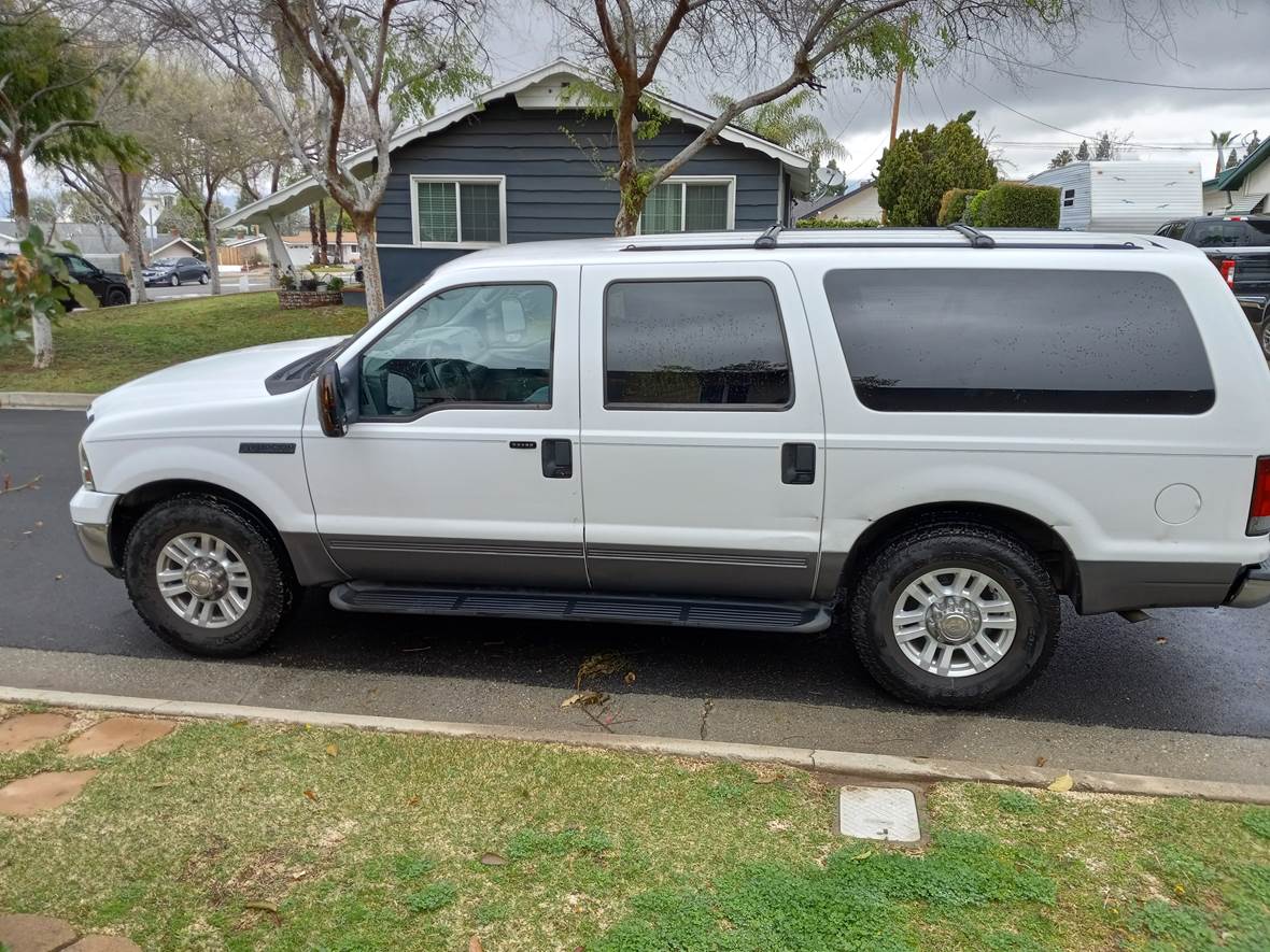 2005 Ford Excursion for sale by owner in Covina