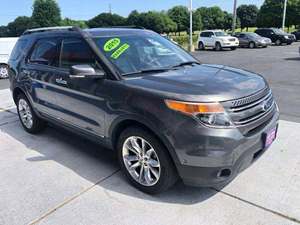 Black 2015 Ford Explorer