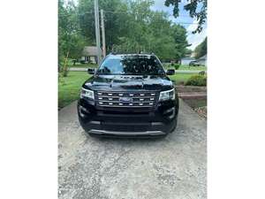 Black 2017 Ford Explorer