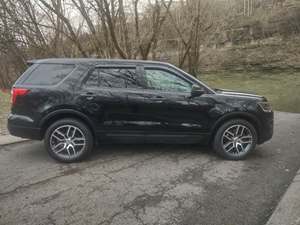 Black 2017 Ford Explorer Sport