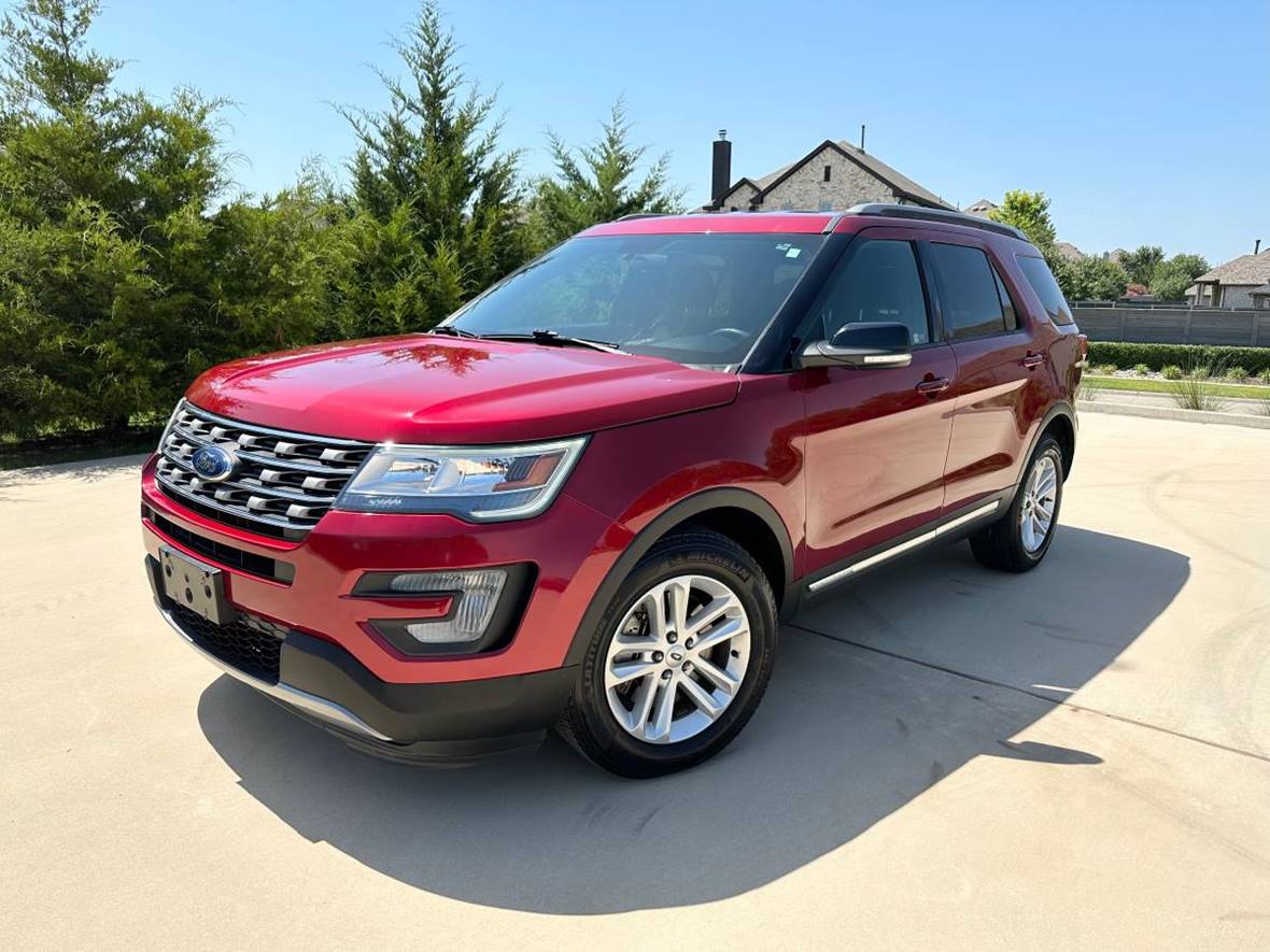 2017 Ford Explorer XLT for sale by owner in Dallas
