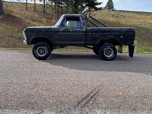 Blue 1975 Ford F-150