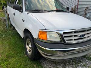 2004 Ford F-150 Heritage with White Exterior