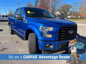 Blue 2017 Ford F-150 Supercab