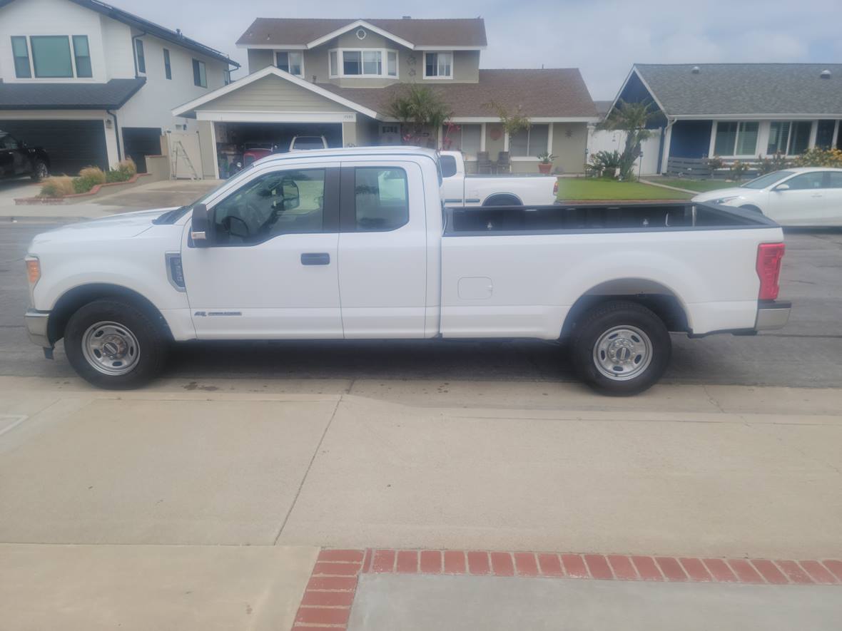 2017 Ford F-250 Super Duty for sale by owner in Huntington Beach