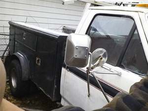 1990 Ford F 350 with White Exterior