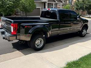 Black 2017 Ford F-350