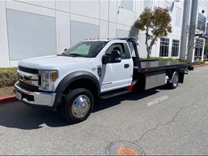 White 2019 Ford F-550