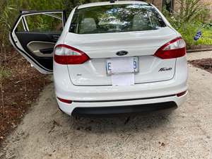 White 2014 Ford Fiesta SE