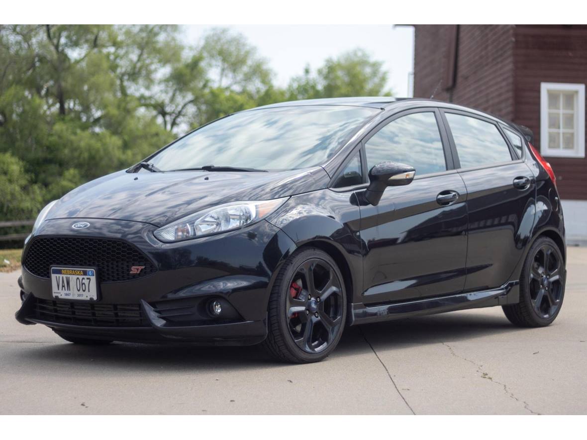 2016 Ford Fiesta for sale by owner in Lincoln