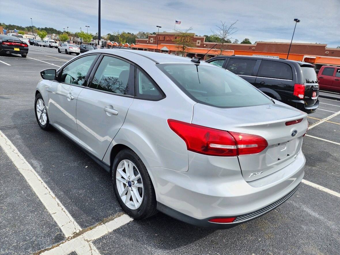 2016 Ford Focus SE for sale by owner in Columbus