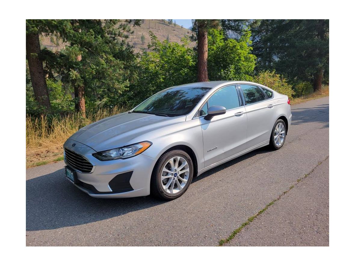 2019 Ford Fusion Hybrid for sale by owner in Superior