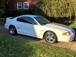 White 1996 Ford Mustang GT