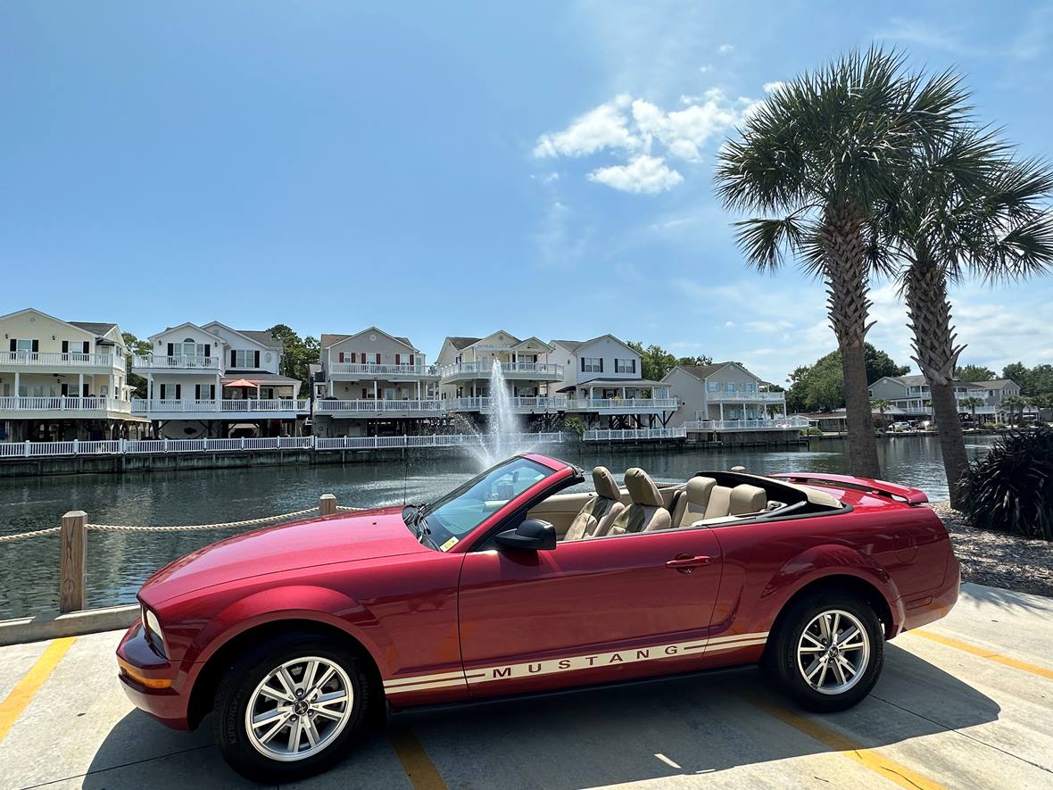 2005 Ford Mustang for sale by owner in Myrtle Beach