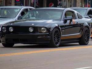 Black 2006 Ford Mustang