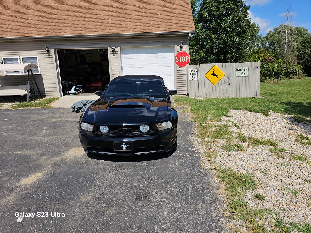 2010 Ford Mustang for sale by owner in Grove City