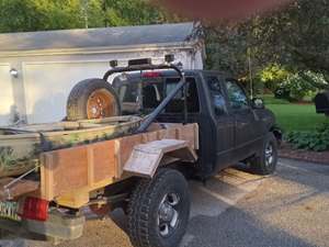 Black 2004 Ford Ranger Extended cab