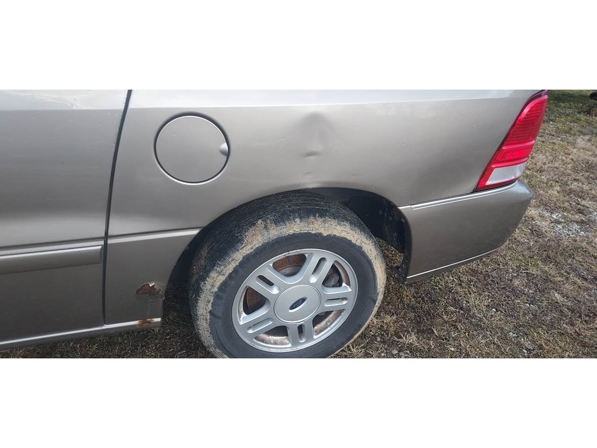 2004 Ford Sel for sale by owner in New Oxford