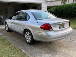 2000 Ford Taurus with Gray Exterior