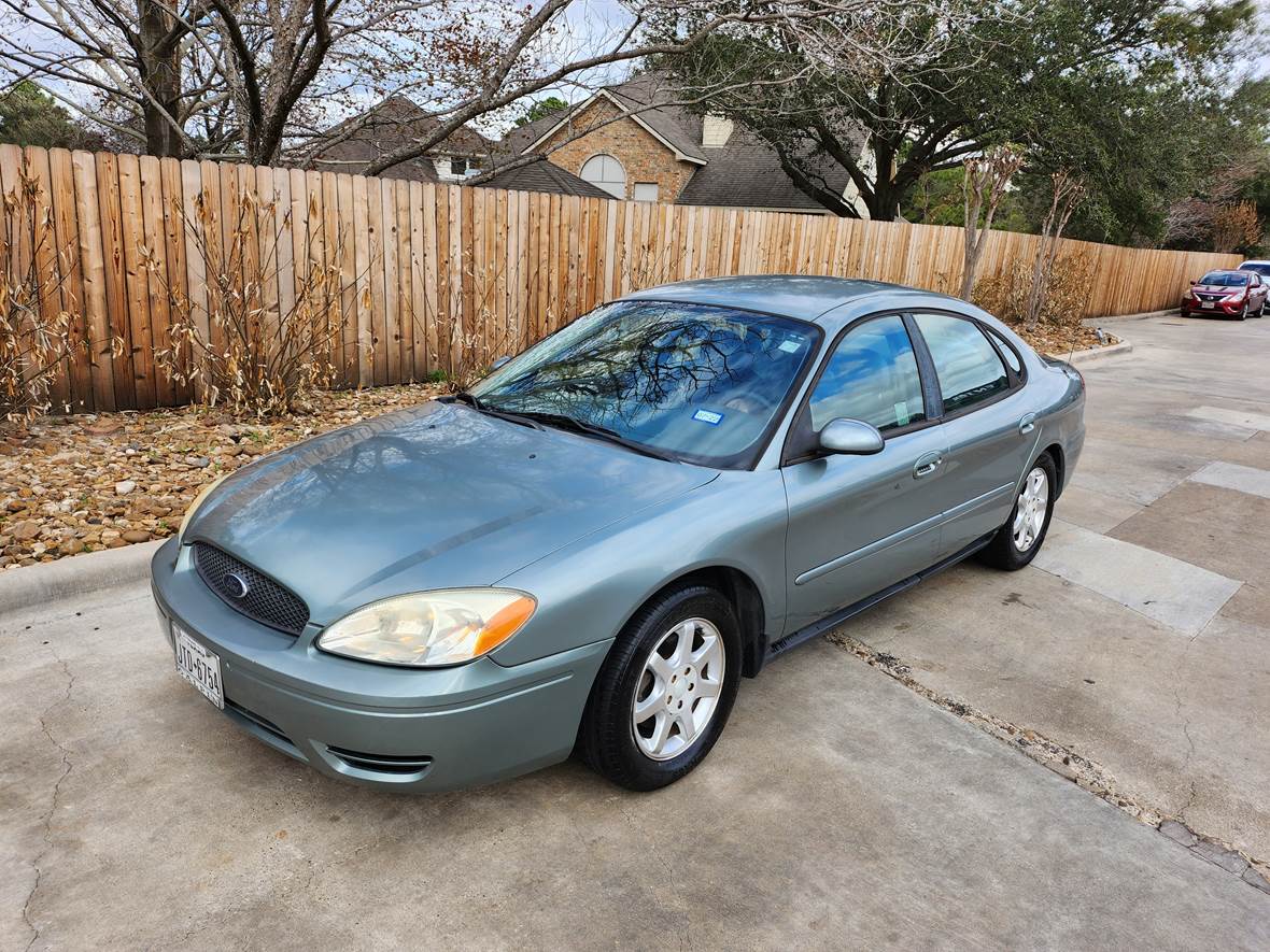 2005 Ford Taurus for sale by owner in Houston