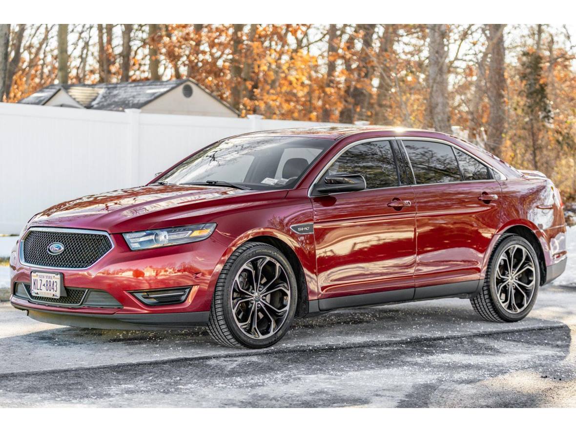 2013 Ford Taurus for sale by owner in Glens Falls
