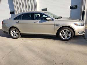 Gold 2018 Ford Taurus