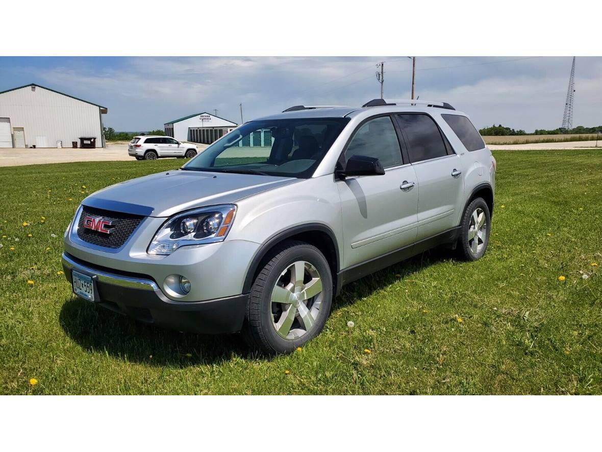 2010 GMC Acadia for sale by owner in Forest Lake