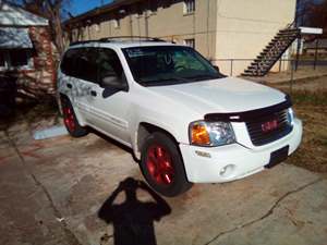 White 2004 GMC Envoy