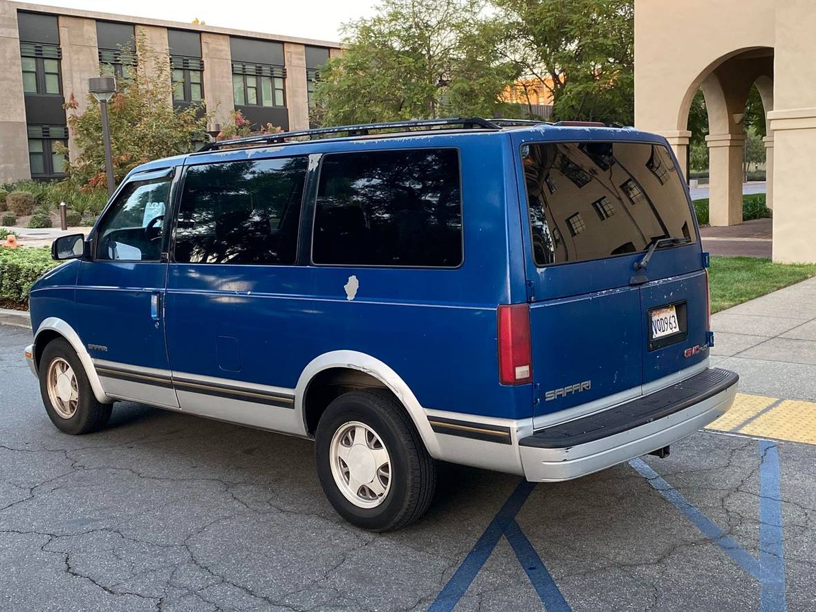 1995 GMC Safari for sale by owner in Sacramento