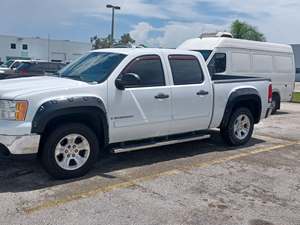 2008 GMC Sierra 1500 with White Exterior