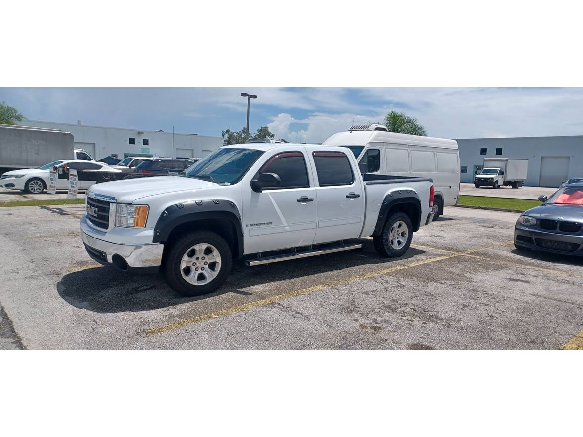 2008 GMC Sierra 1500 for sale by owner in Miami
